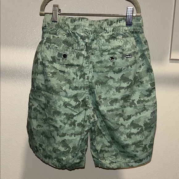 Hurley Green Camouflage Shorts - Picture 4 of 5